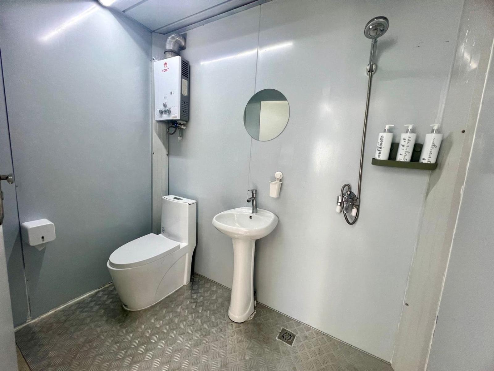 Grace Container Homes Cedar Grove エクステリア 写真